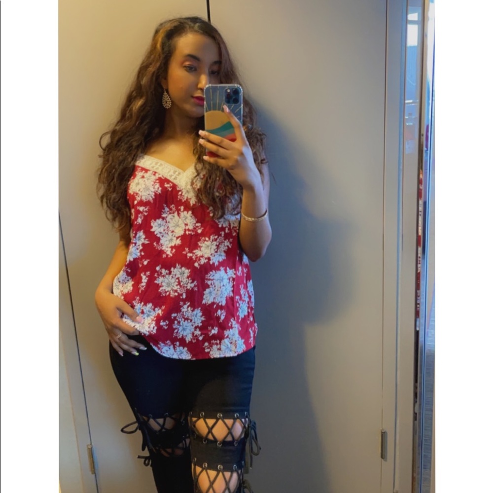 Meet your Posher, Devi